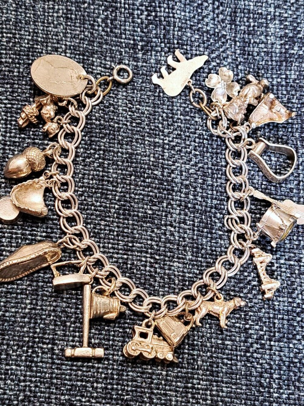 LADIES CHARM BRACELET W SOME STAMPED STERLING CHARMS 7 1/2" LONG SEE PICTURES